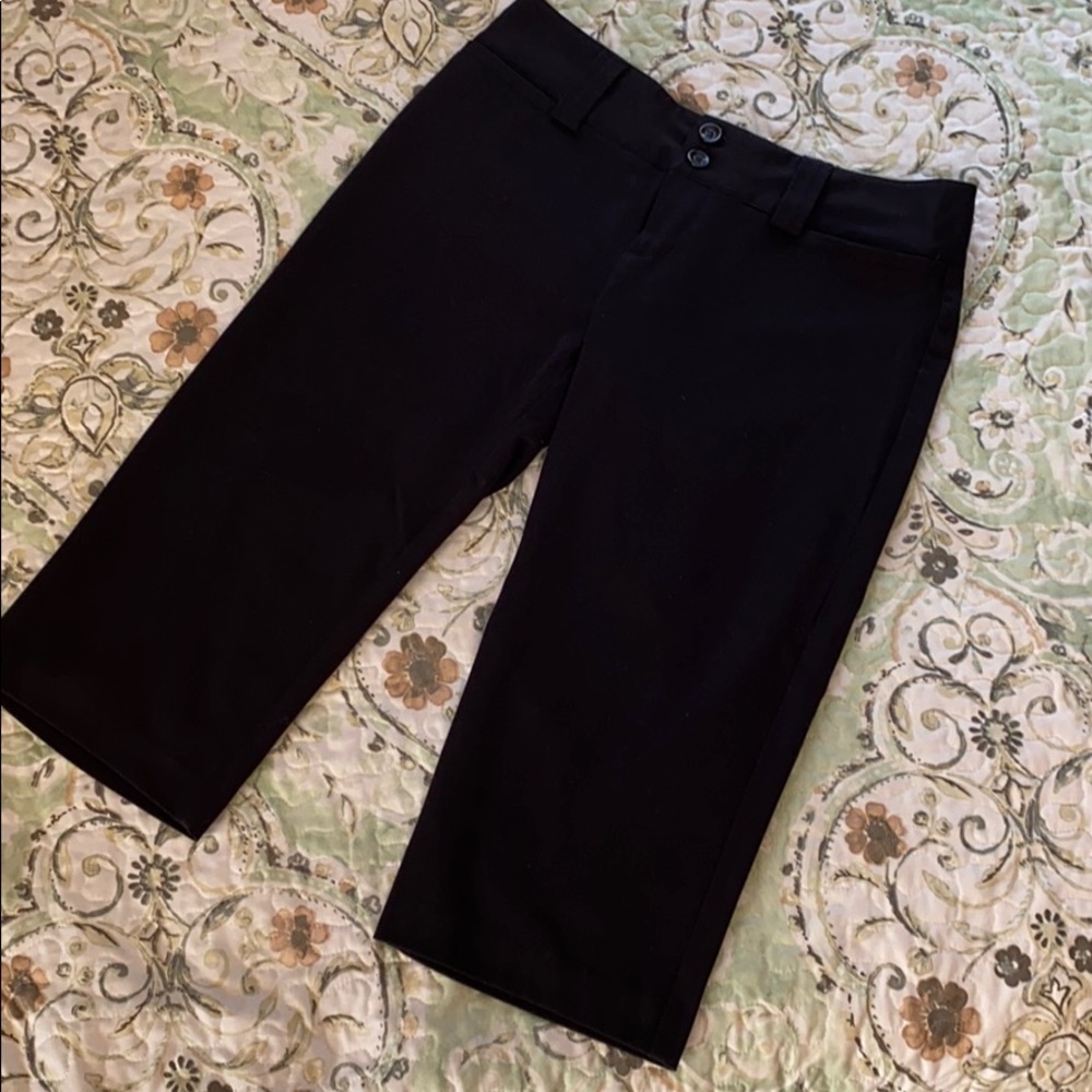 NWOT Maurices cropped/capri dress pants size 9/10